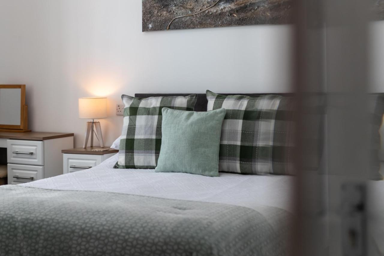 Coach Guest House 텐비 외부 사진