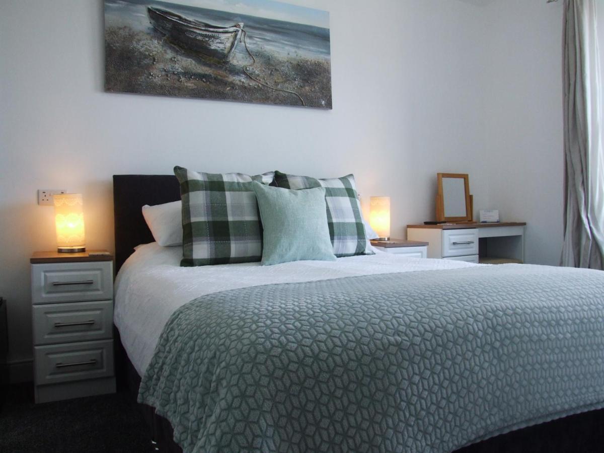 Coach Guest House 텐비 외부 사진